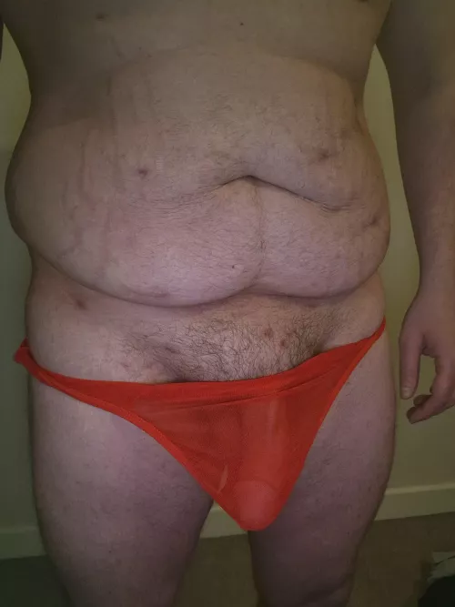 You like me in red dont you 😉 HMU