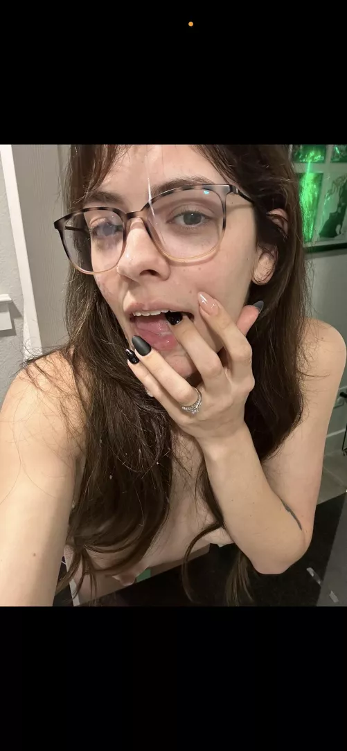 You like what you see 🤤