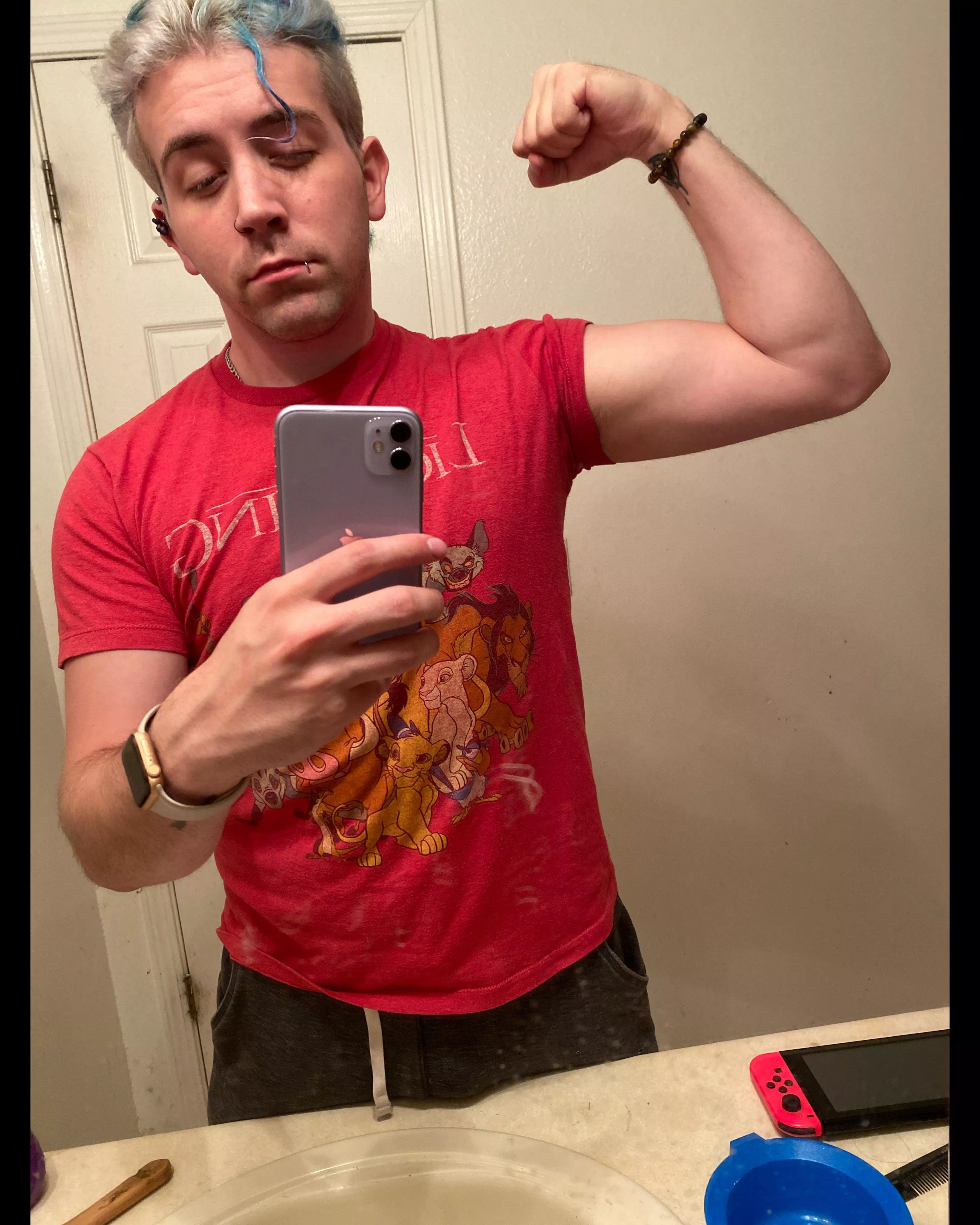 (27) This Gaymer Has Been Working On The Gym Goals As Well As Starting His Streamer Goals 💪🏼
