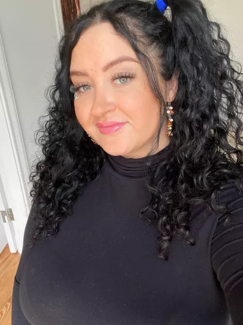 all black today, wish you a nice weekend 😇