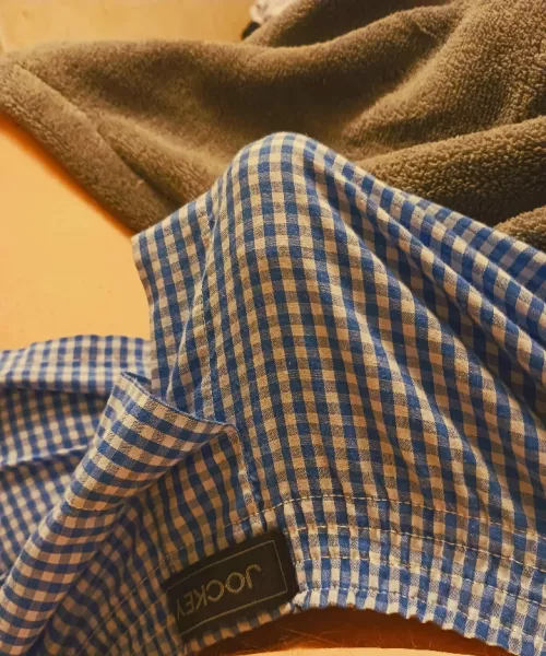 Anyone with a gingham kink?