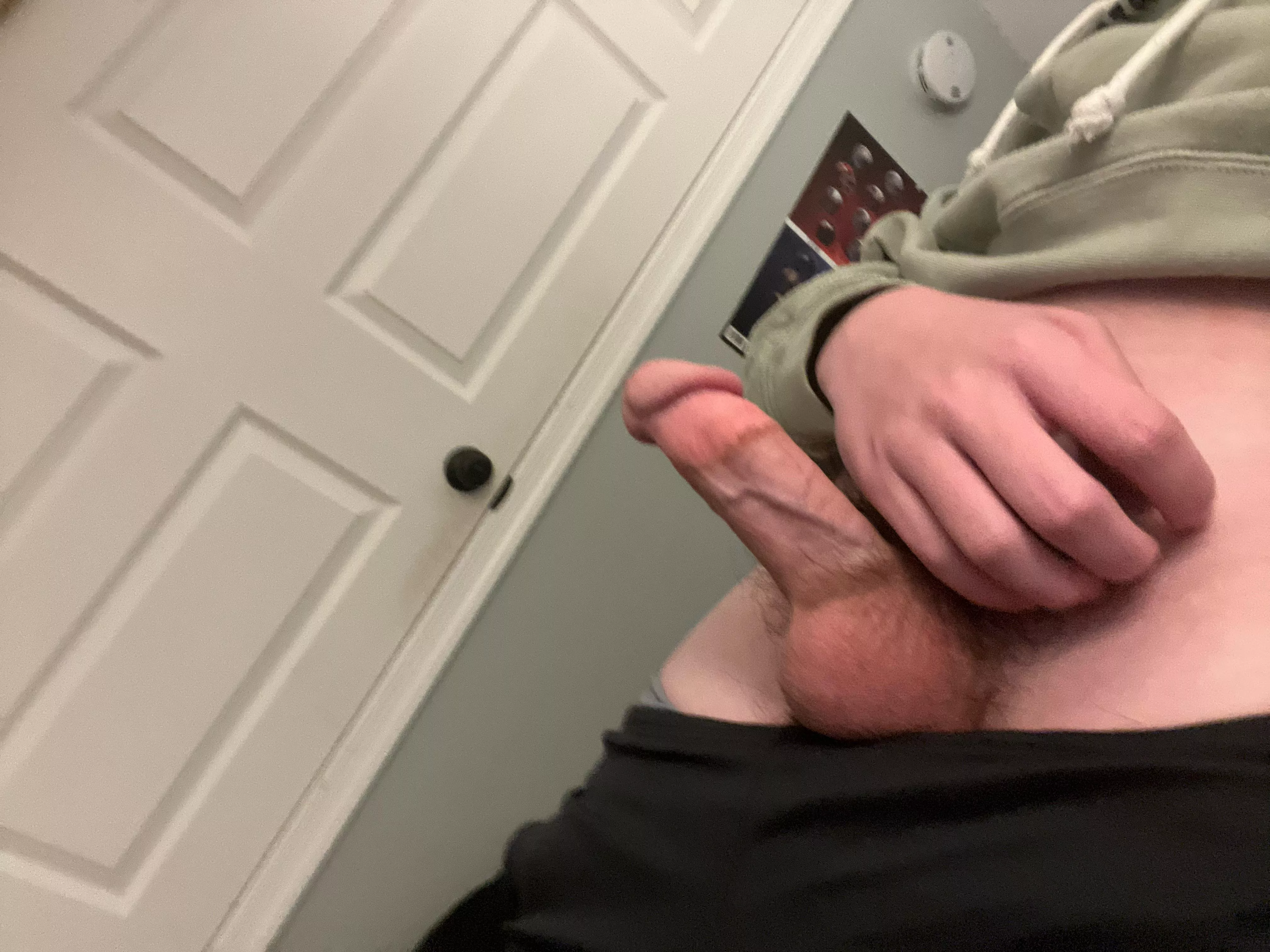 Are you sucking it or should i pound you first? 🤷