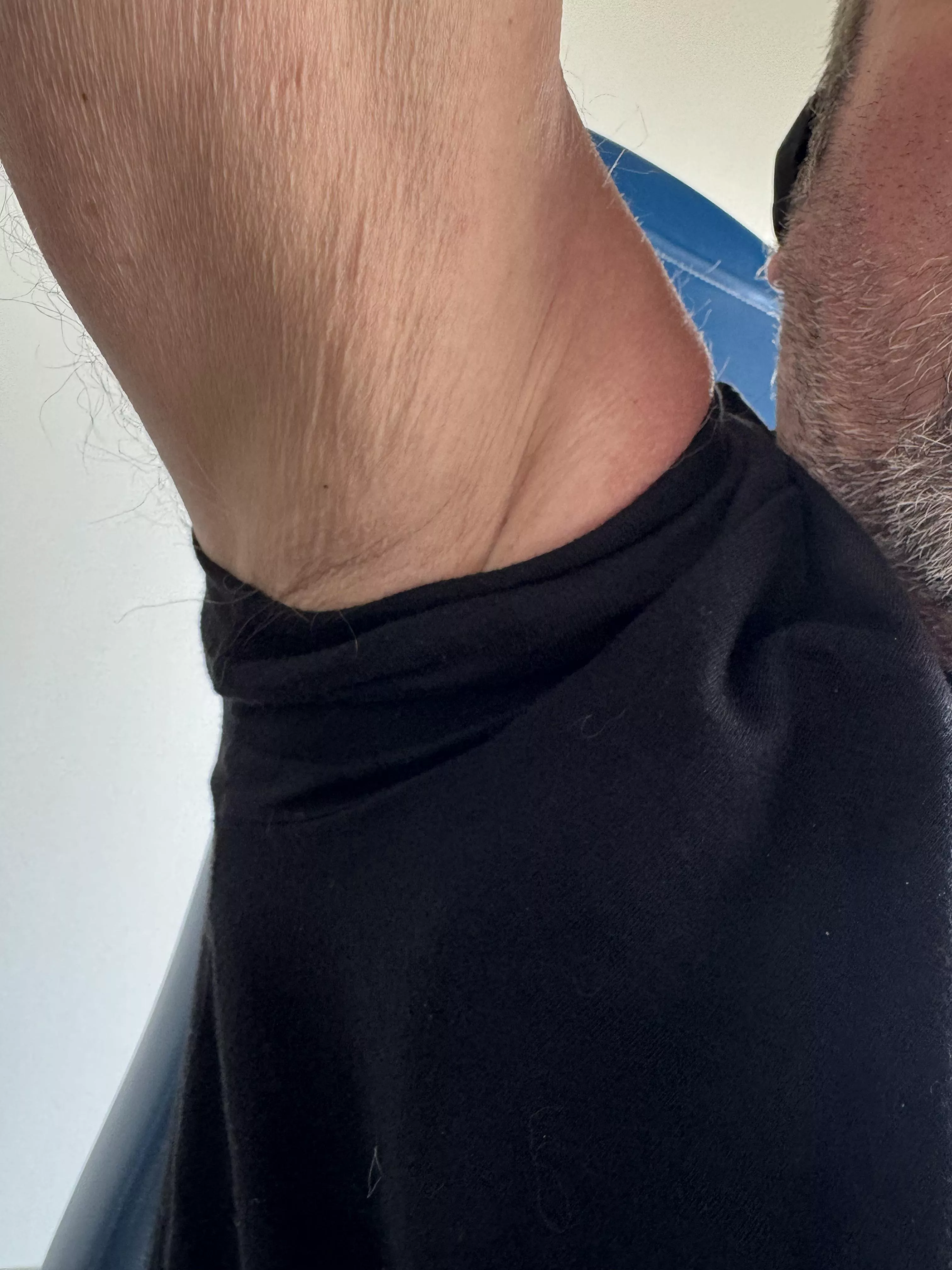 At the gym some female just gave me a look! The gym bro doesn’t seem to mind