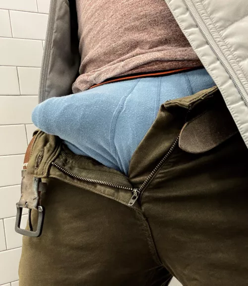 Can you spot the vein?