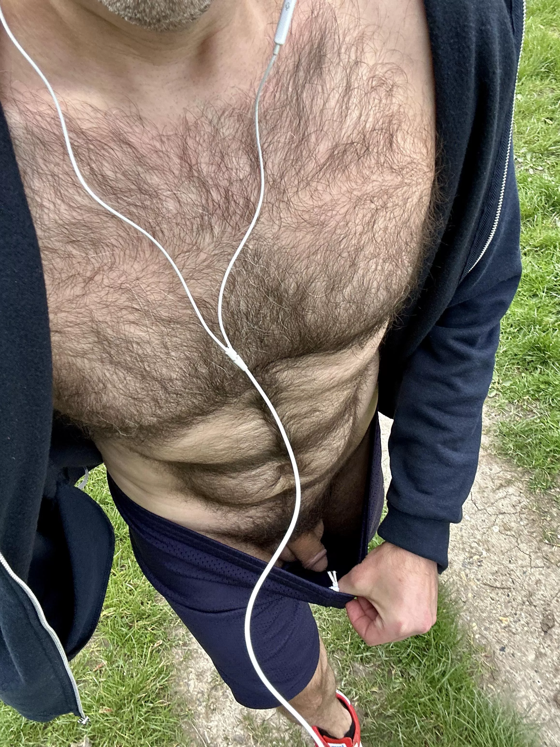 Chilly run & the shrinkage was real...