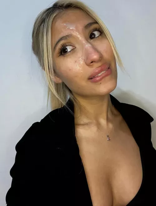 cum in the face enthusiast over here