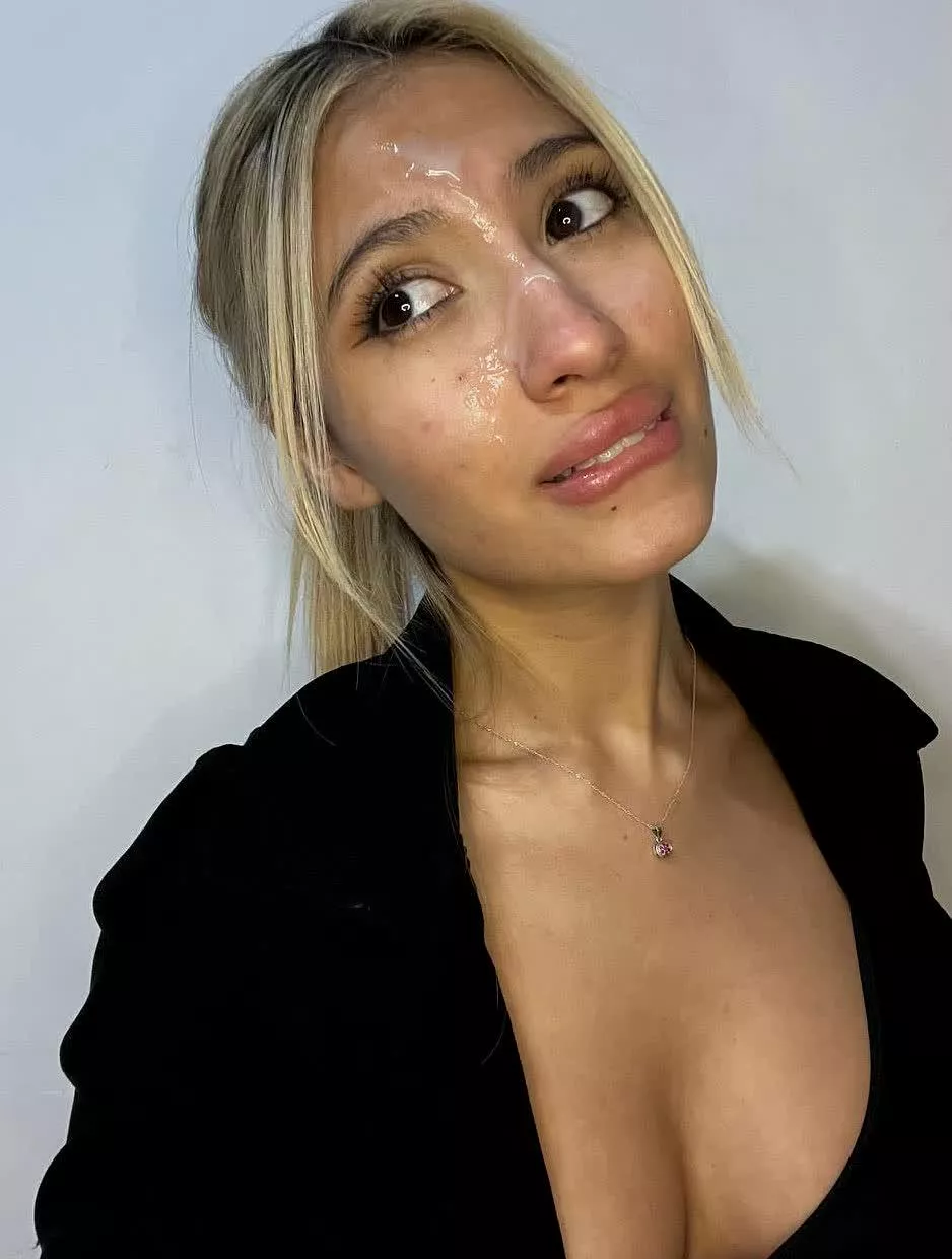 cum in the face enthusiast over here