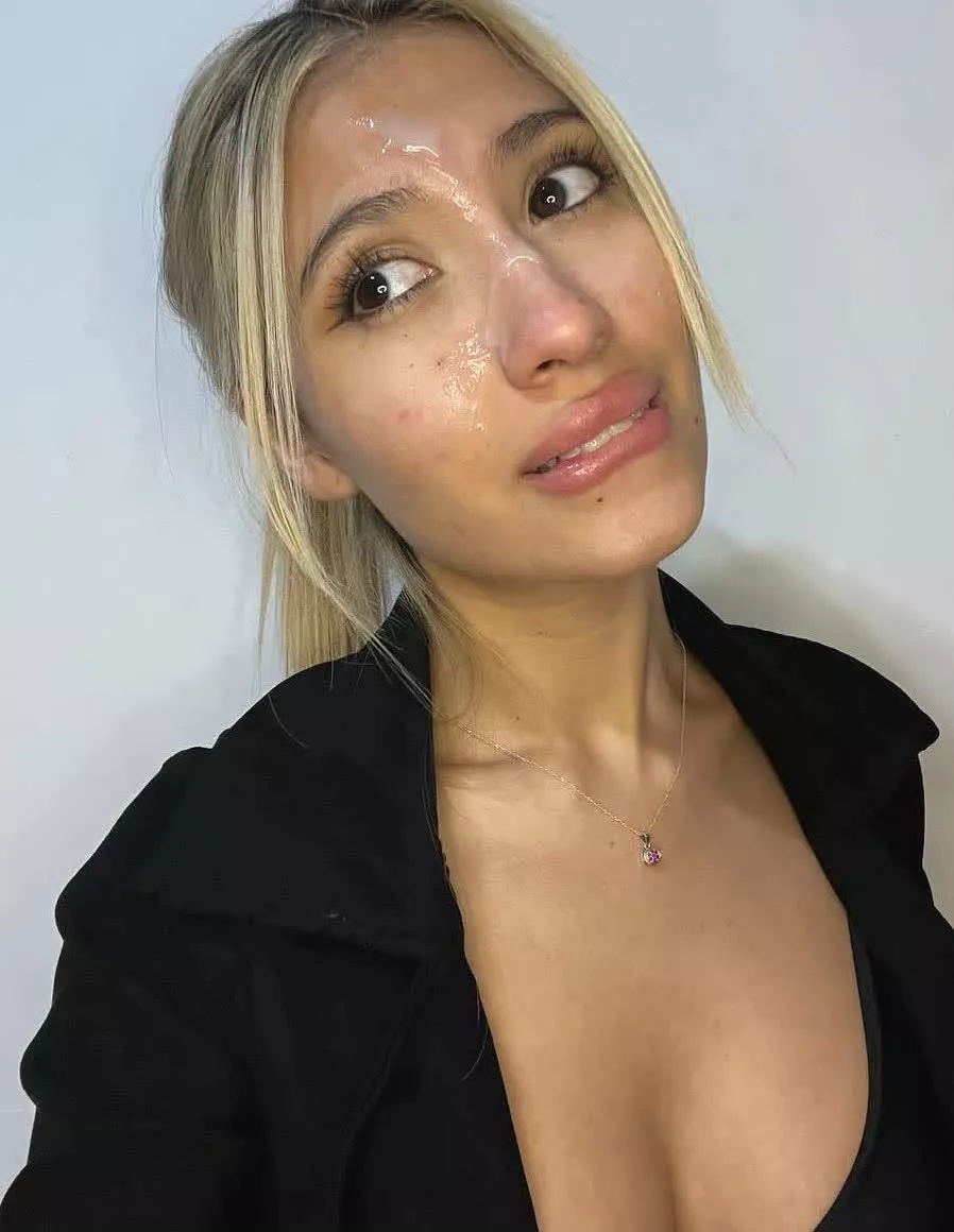 cum in the face enthusiast over here