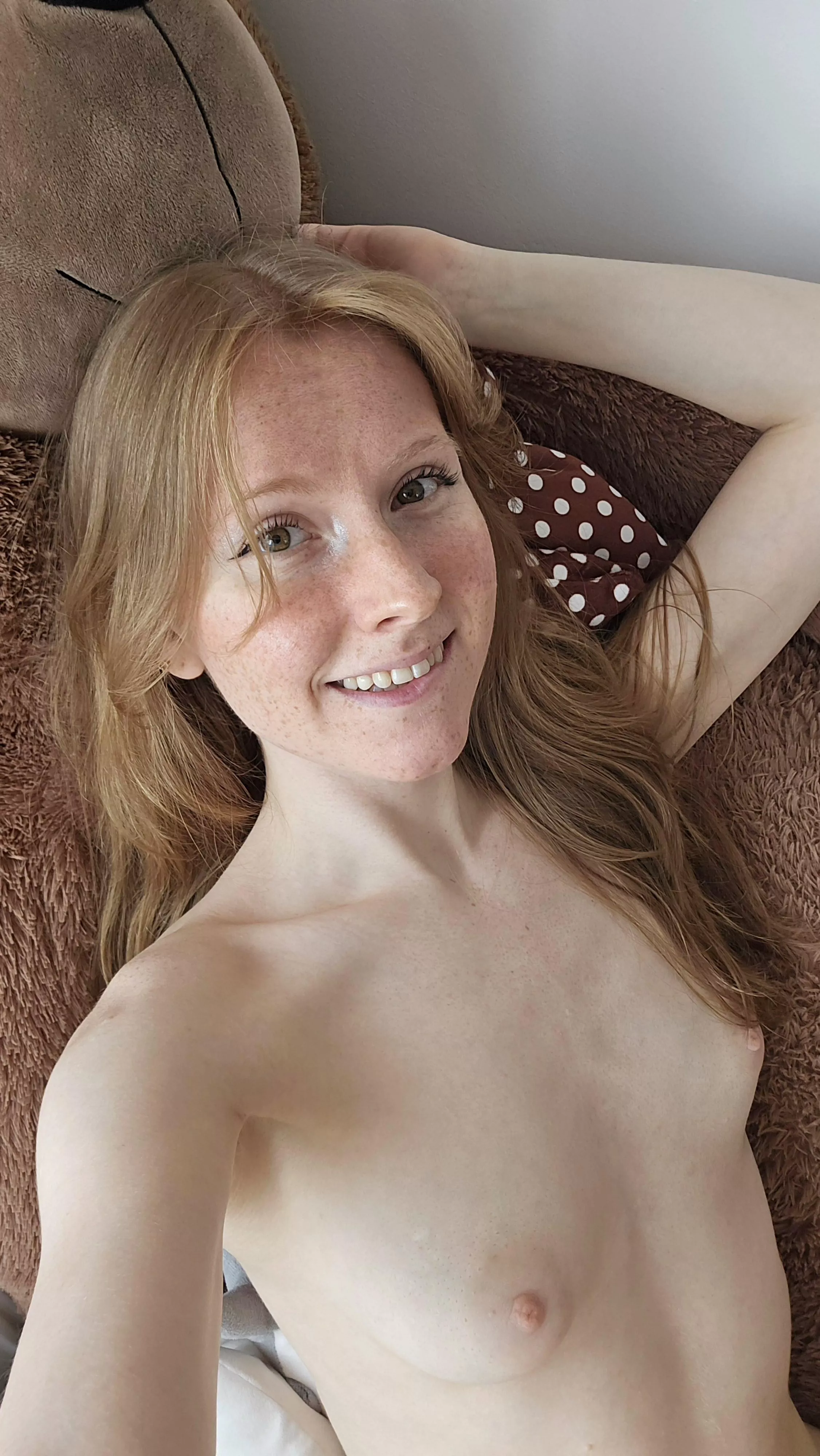 Cutie with nuse titties ❤️