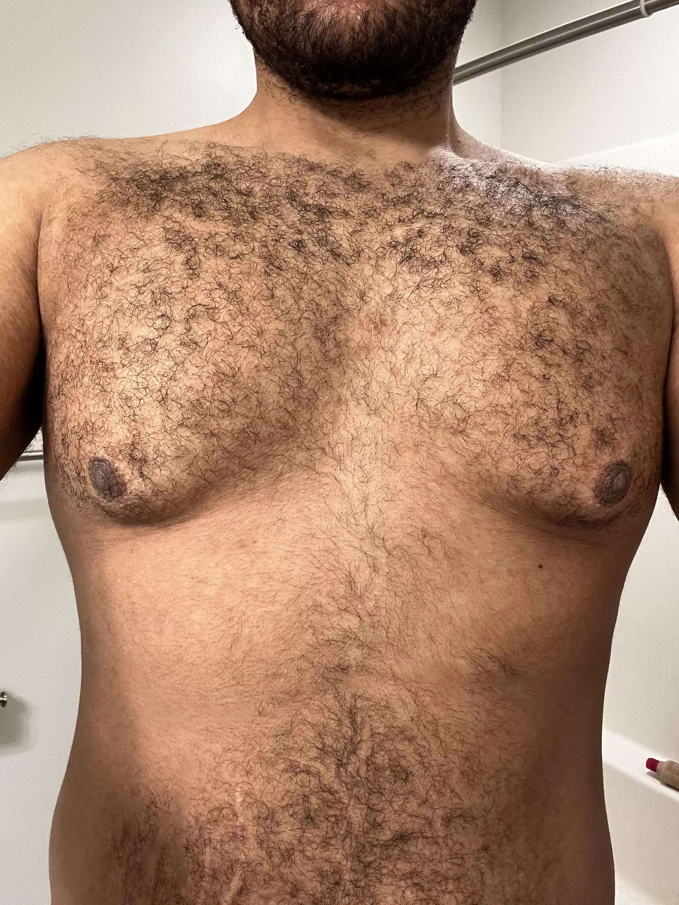 Do you guys like my fur? 🐻 