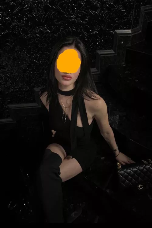 F4Fb/tf looking for a sub slut who will obey mommy (no money)