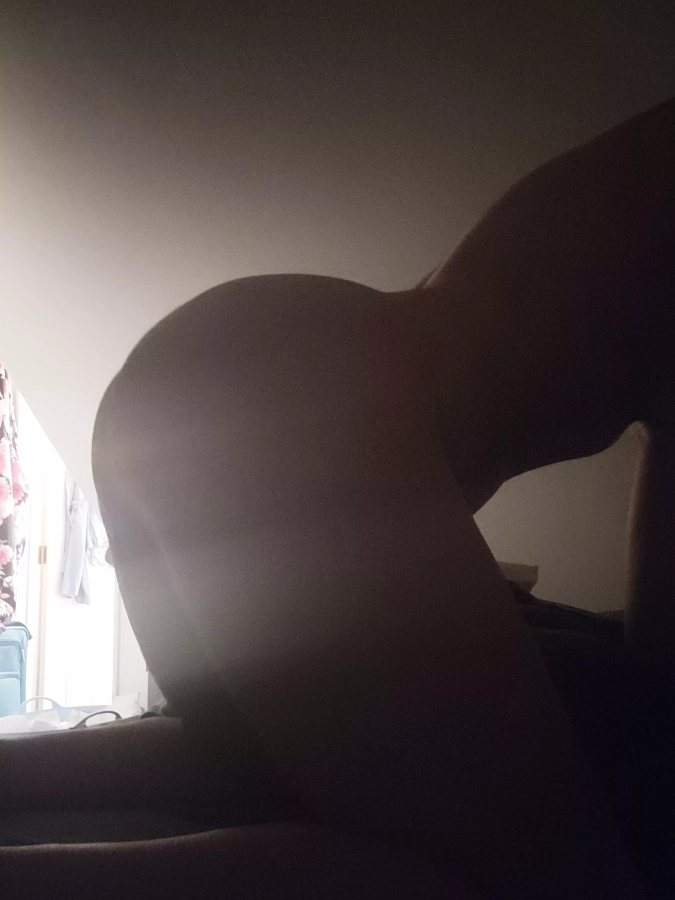 Full moon rising: what's your first move if you find me like this? 😇 