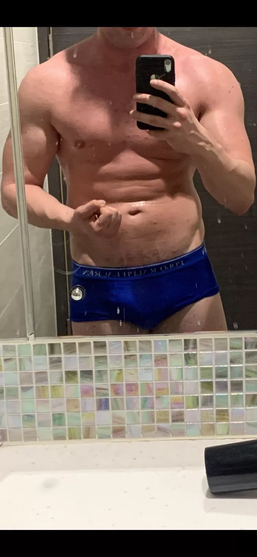 Getting a bit snug 😬