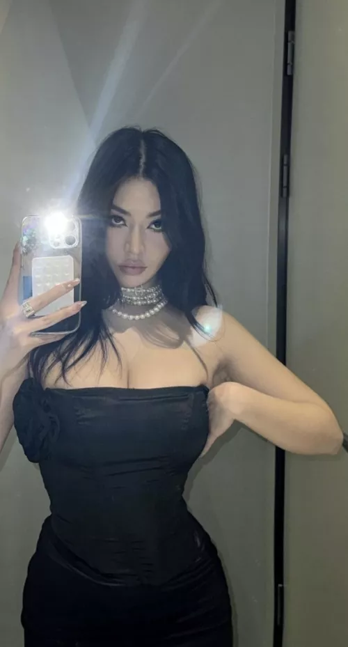 Guess what color is underneath 