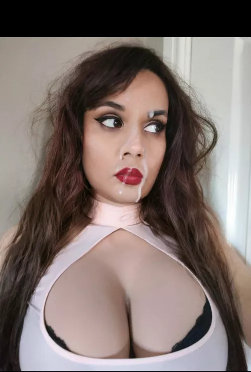 He said he was happily married. 10 mins later...