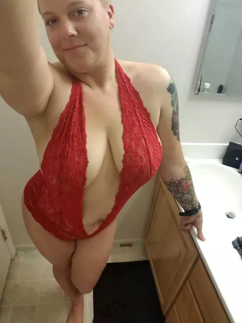 I like to answer my door like this for deliveries