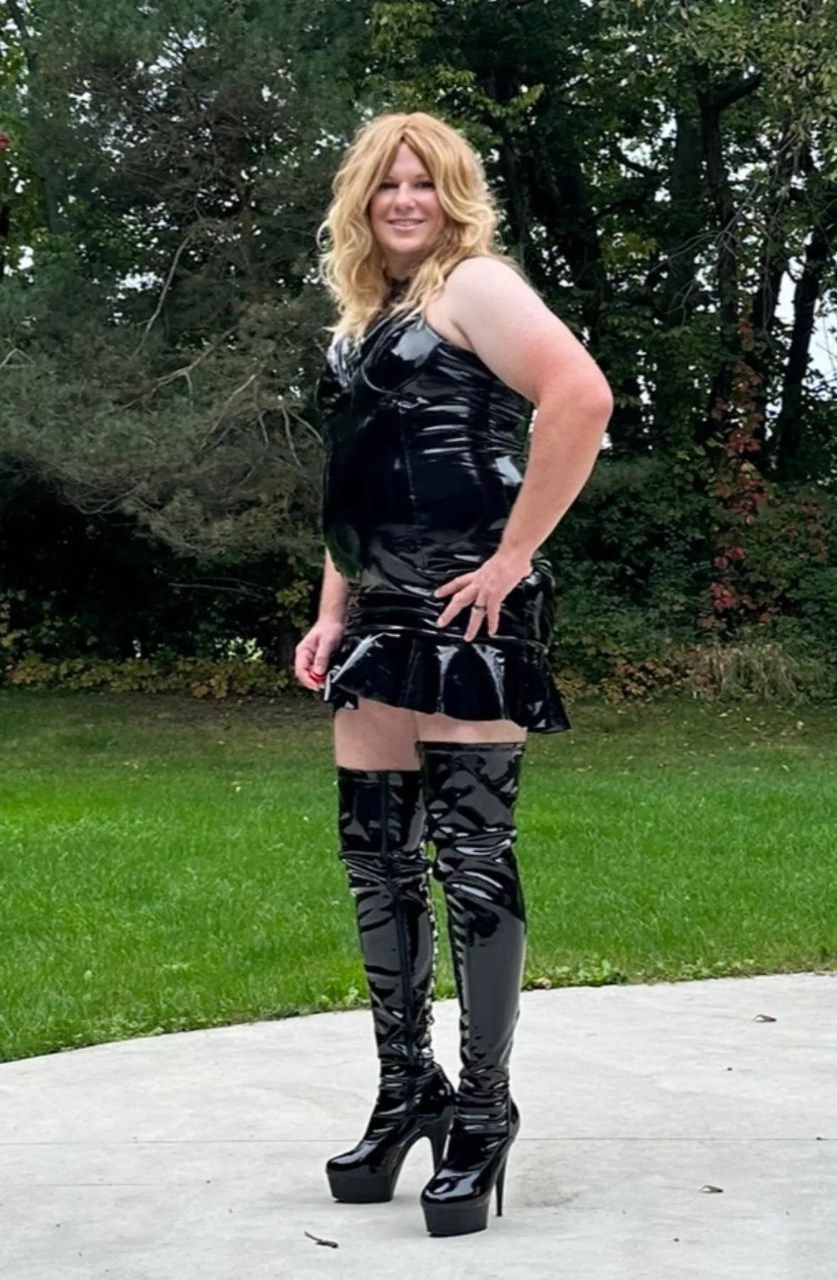 I would take more pics if the sun would come out!