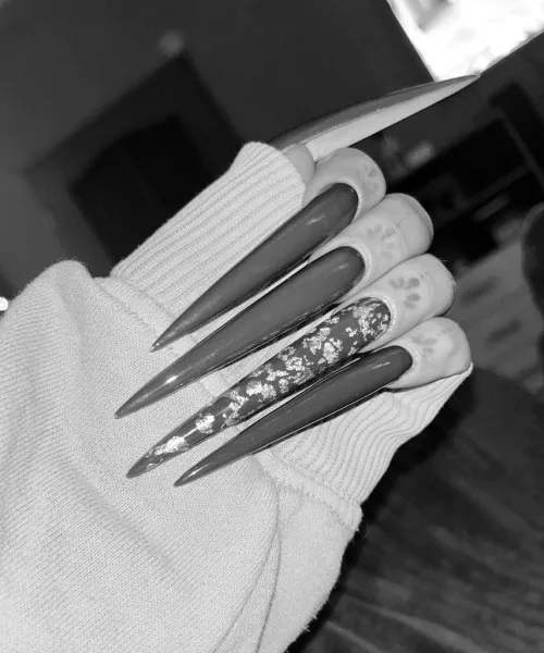 I’ve done the most 4/20 friendly XXXL nails I had in a while. One of you findom bitches can get the original pic, for €50 only today 💅🏼💸