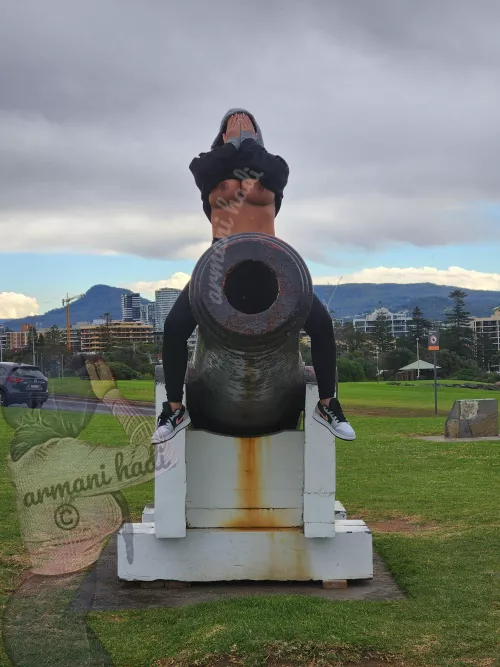 Lebanese milfs love to flash in public