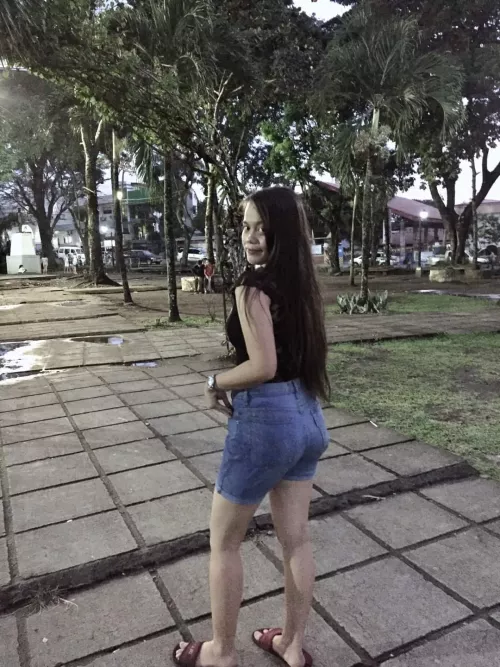 Looking for someone who could help me out with my tuition problem