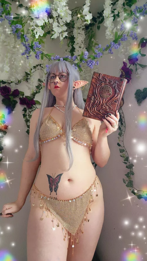 Meet ghilda, she studies at Ivy academy and wants you to join her in the back of the library you coming ? 😉🤭✨️🌱