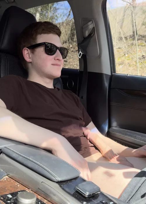 My cum is ready to explode at the thought of someone catching me 👀