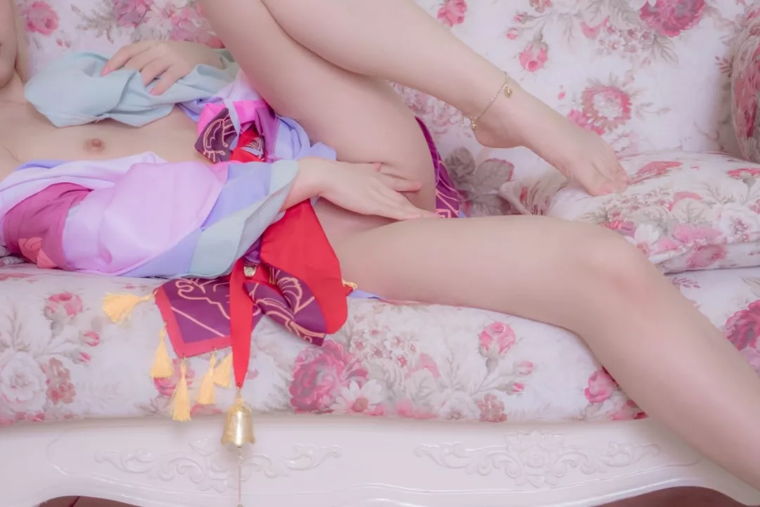 My parents aren't home so I'm doing this 