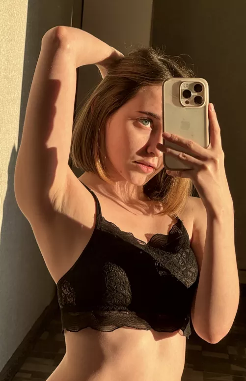 No deodorant, just the clean smell of my unwashed body