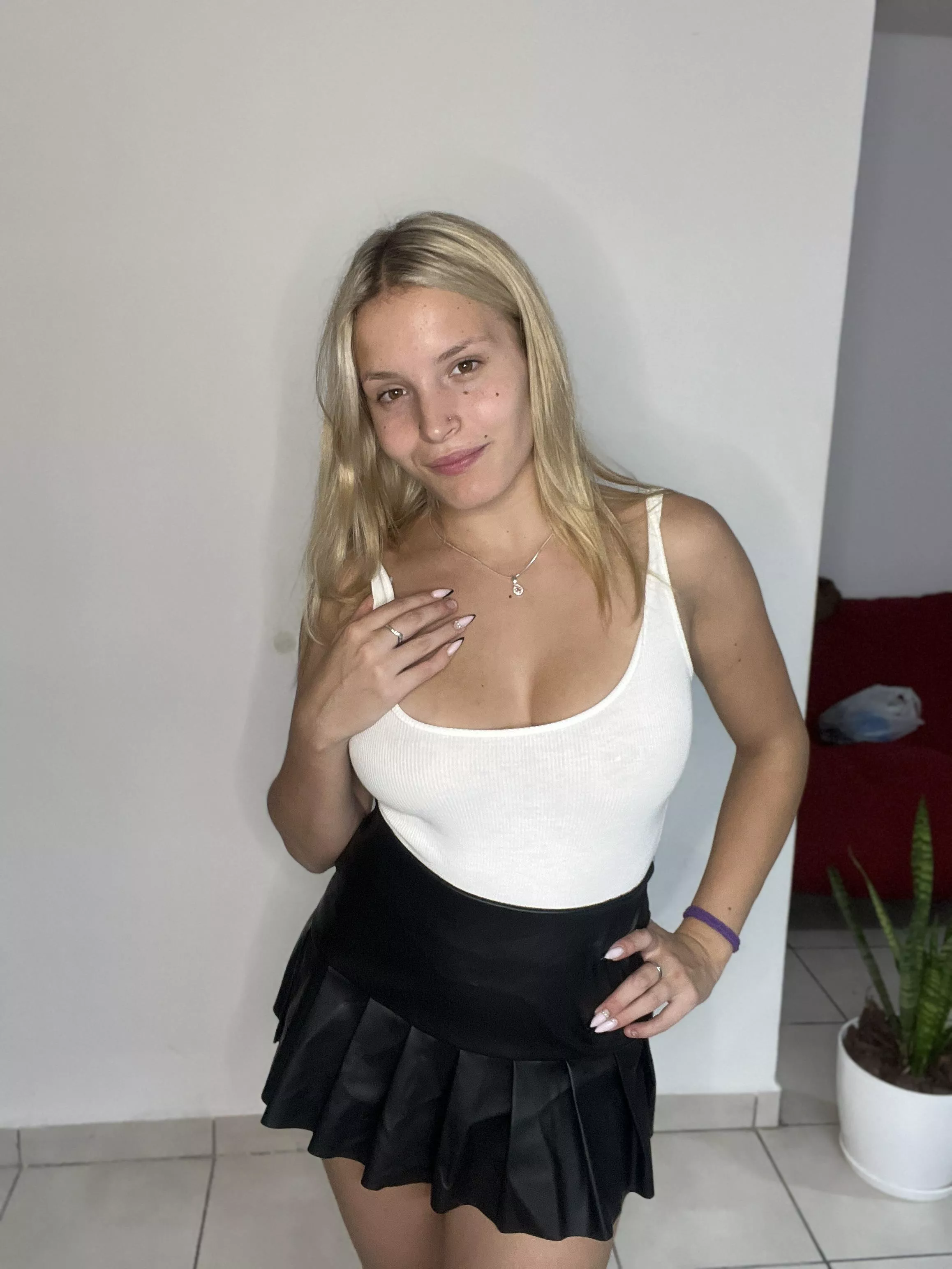 perfect skirt for sliding it in quick ;)
