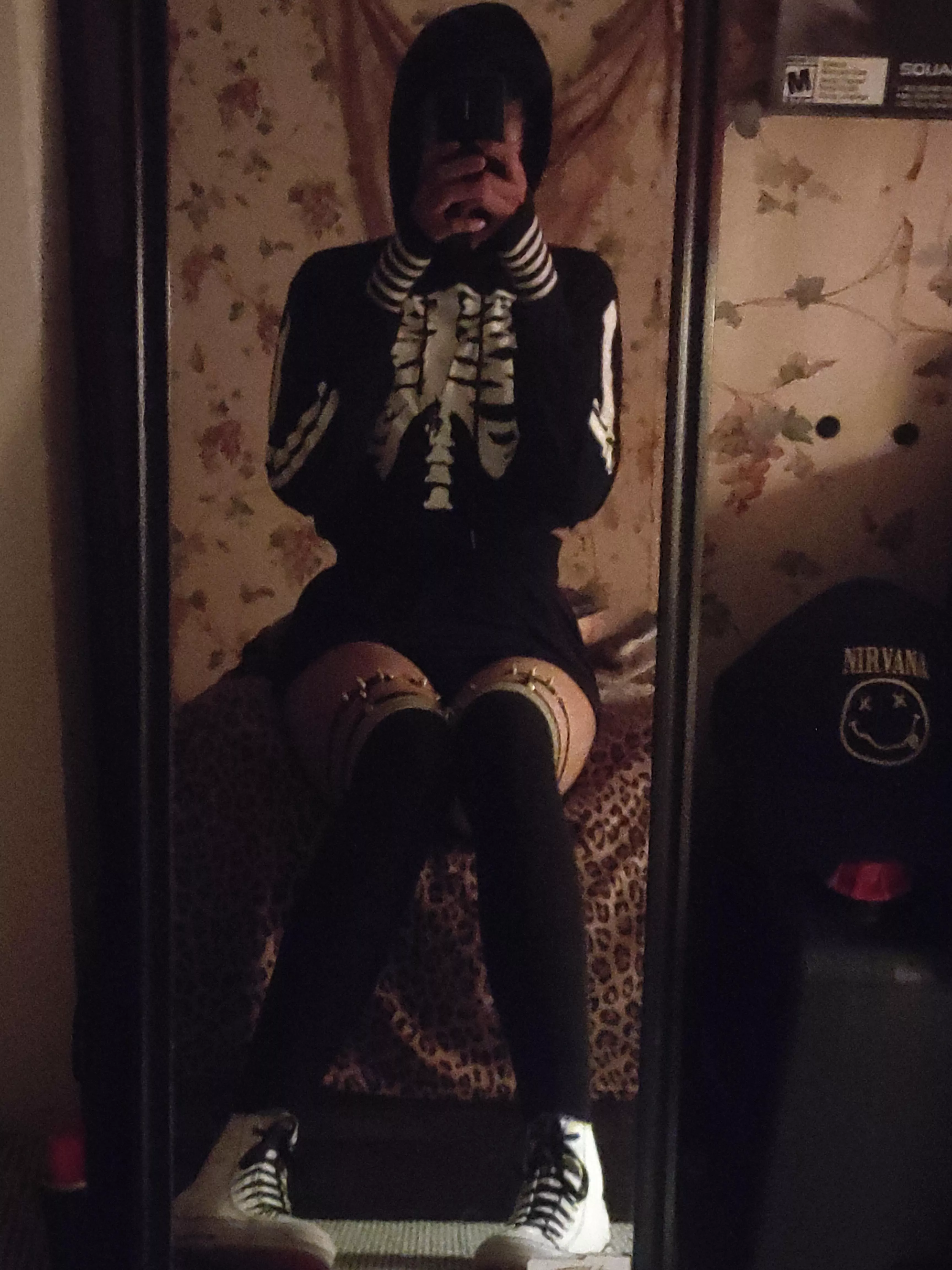 Straight but I like dressing like a girl 😔