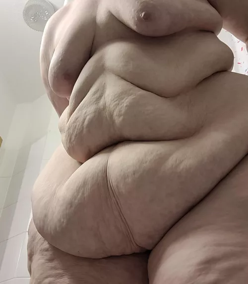 Stuck at work but I thought I'd post anyway 🙈