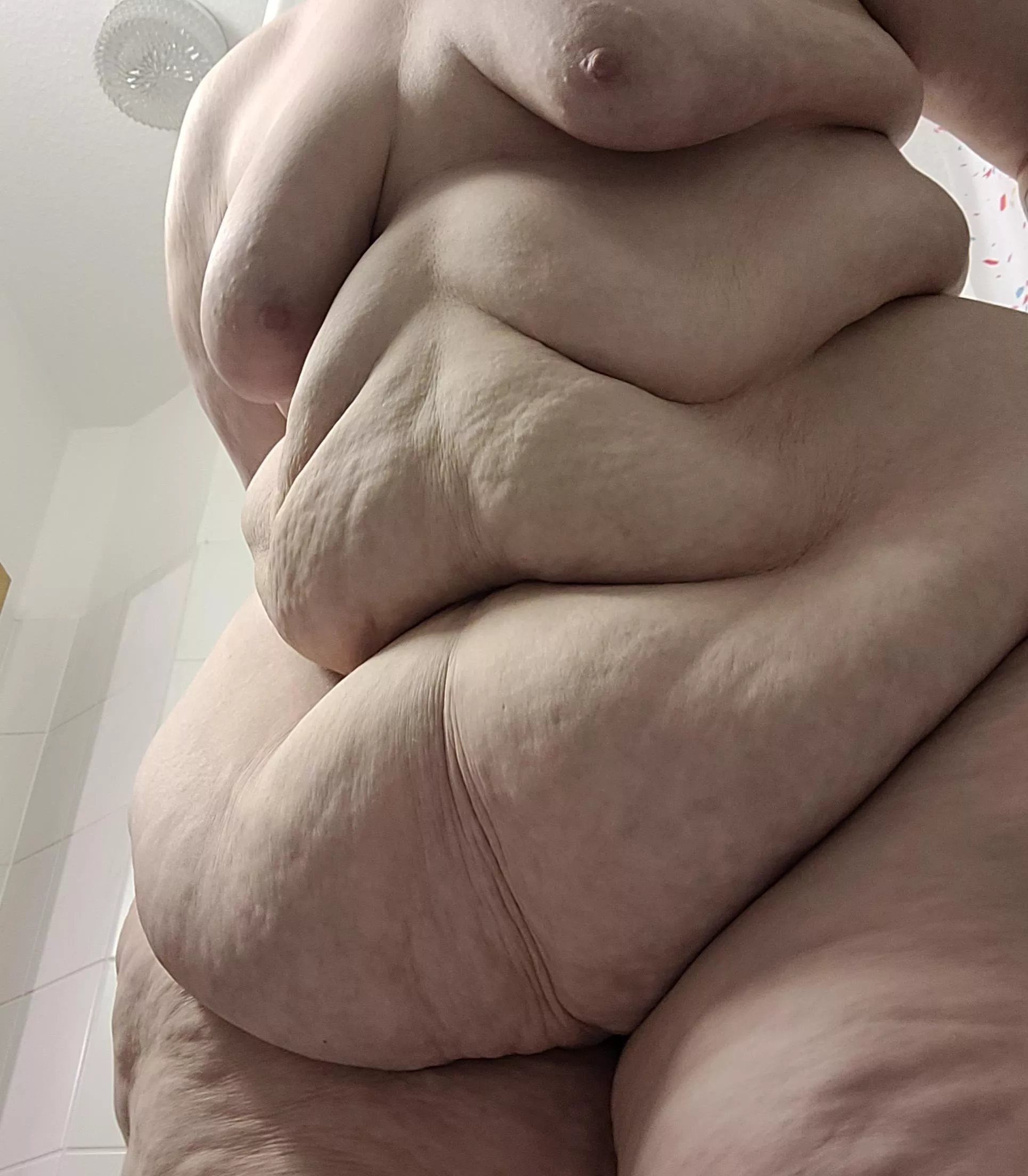 Stuck at work but I thought I'd post anyway 🙈