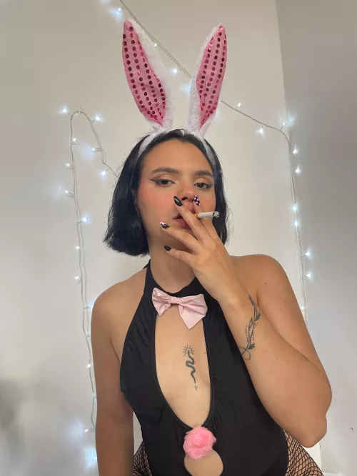 Where do you want me to blow this smoke? 💋