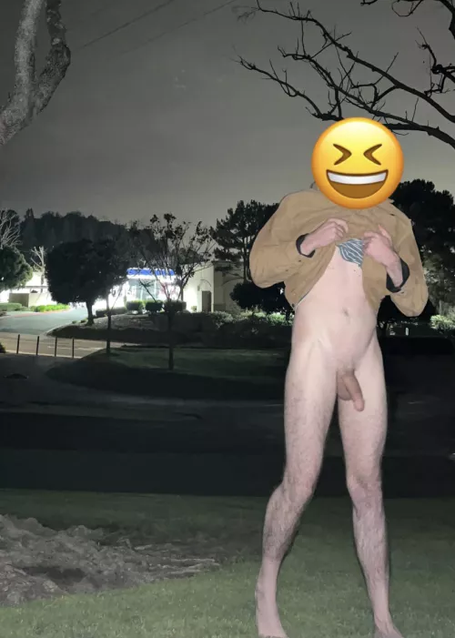 Who dares me to go all the way to the park entrance 👀