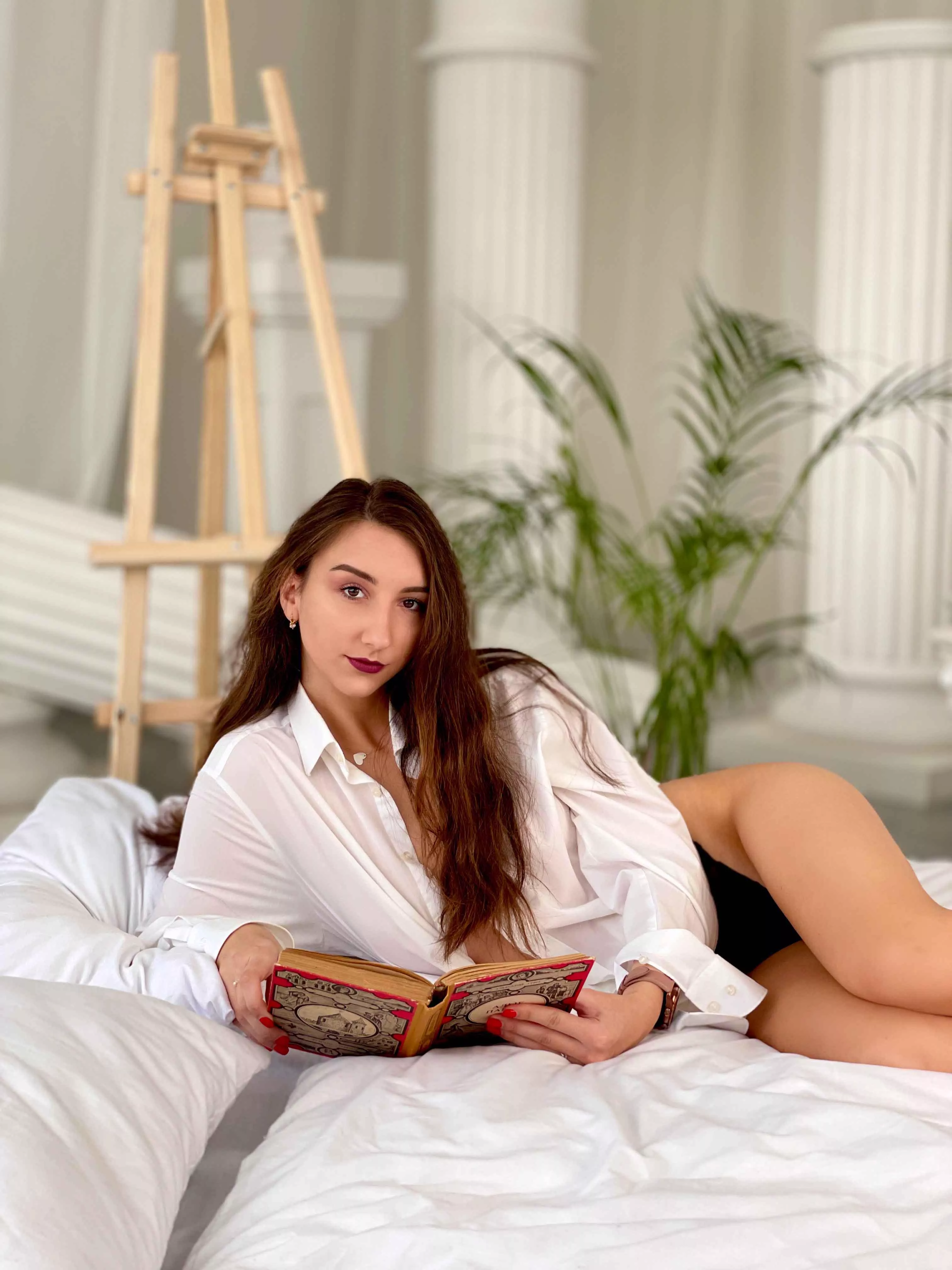 Who wants a secretary wife like me?