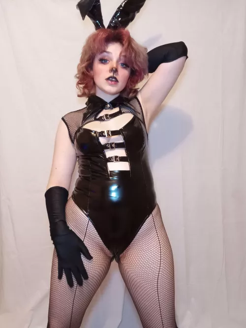 Would you fuck a bunny girl like me?