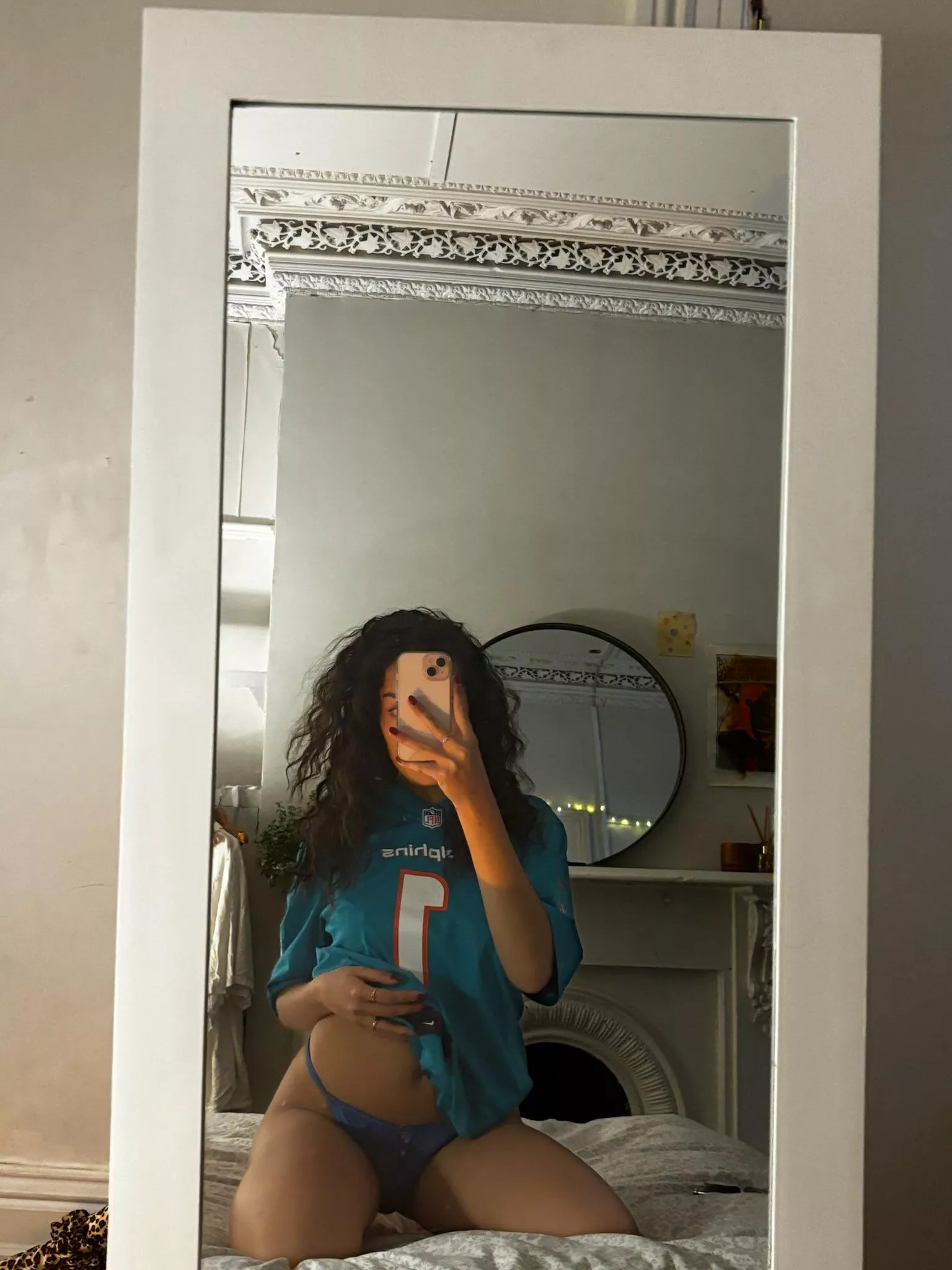 18F, going to melbourne soon together with my friends! Need a creampie, I’m mobile and can meet if you’re the right person!!