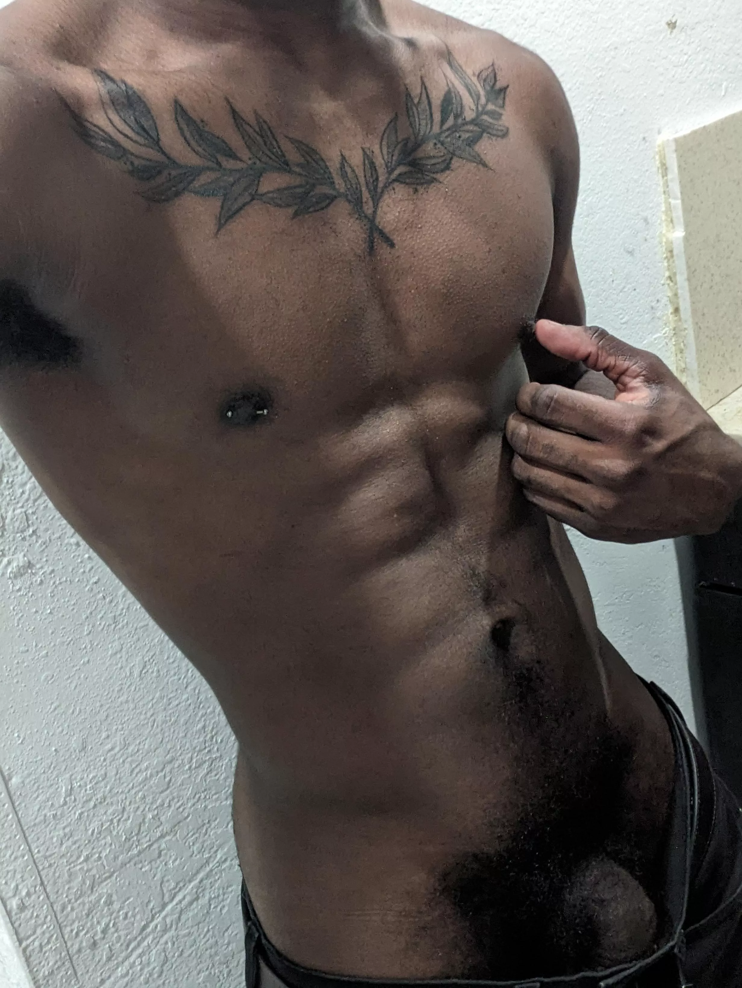 (20) Looking for Daddies, Hairy guys and etc