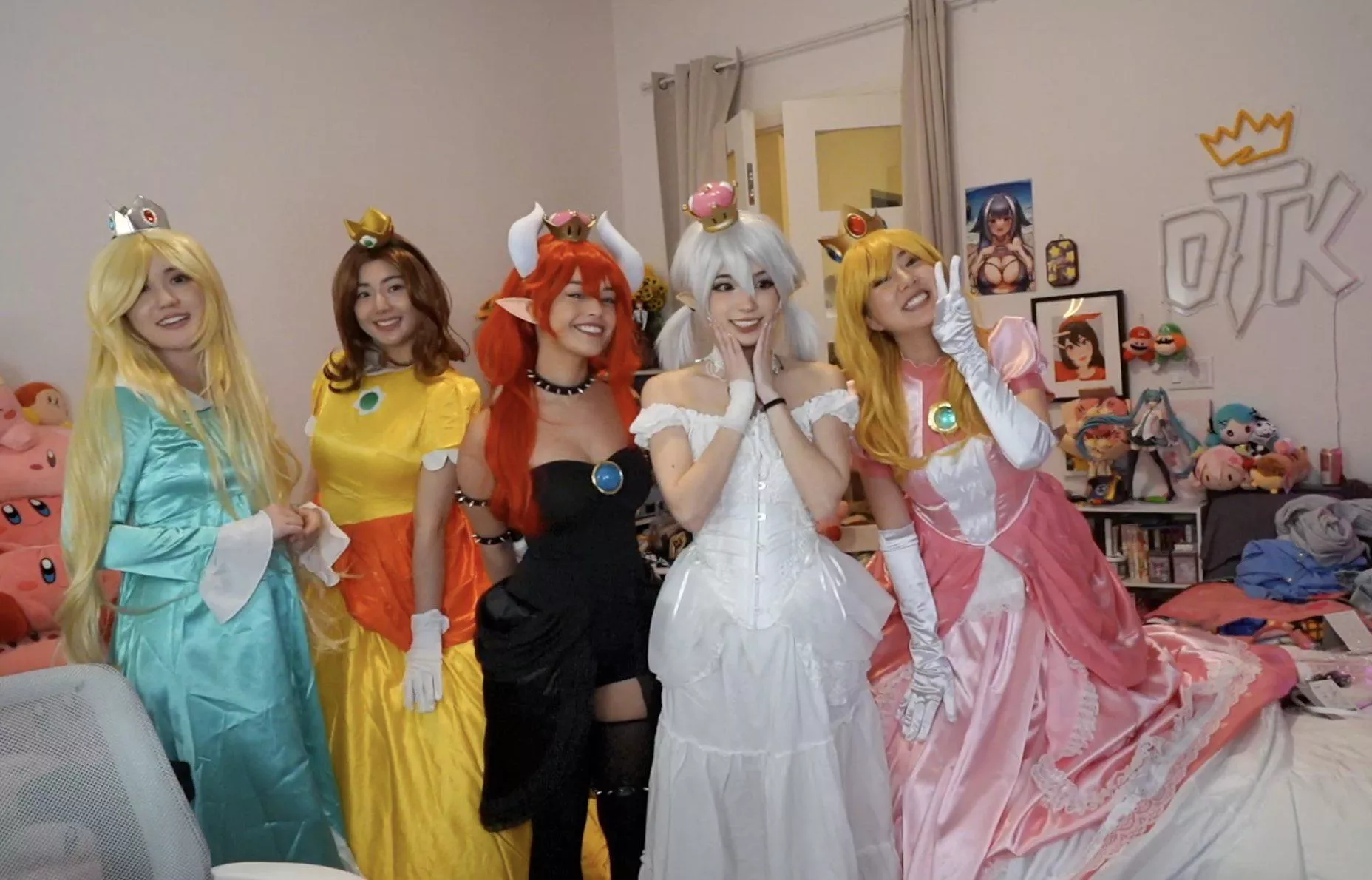 [5] Super Mario Princesses 