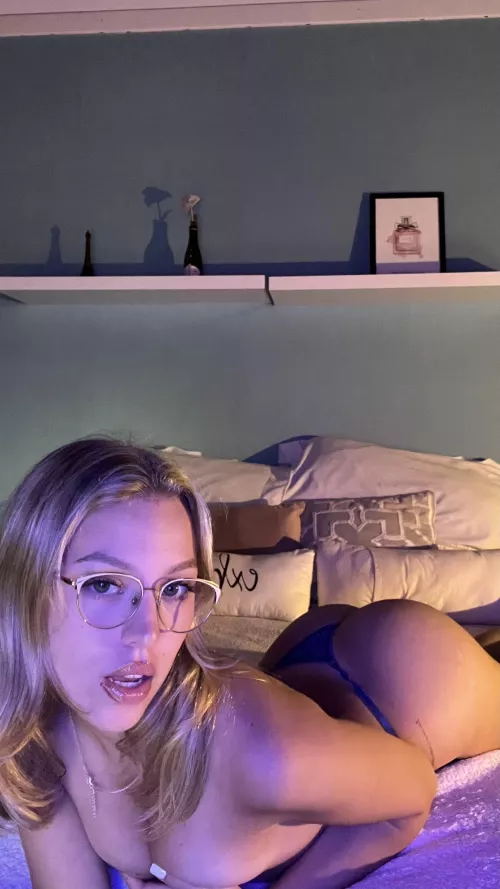 am I your favorite pawg?