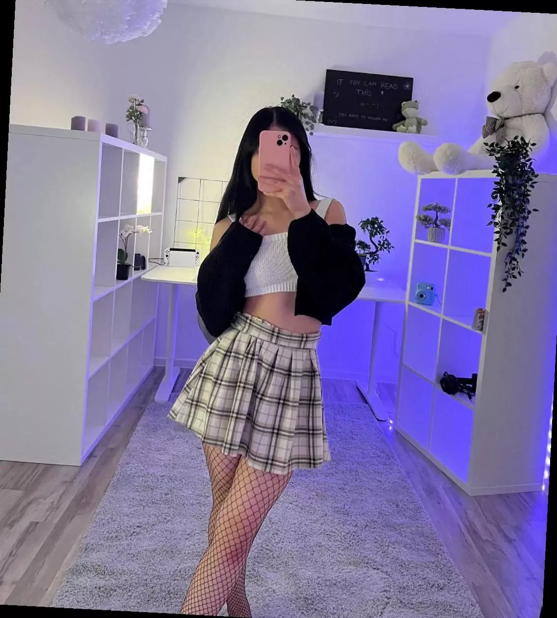 Bet u can’t read it ?;p