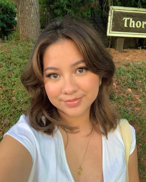 Brown eyed, brown hair beauty