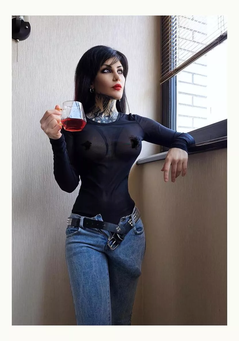 Coffee, hea or my cock?