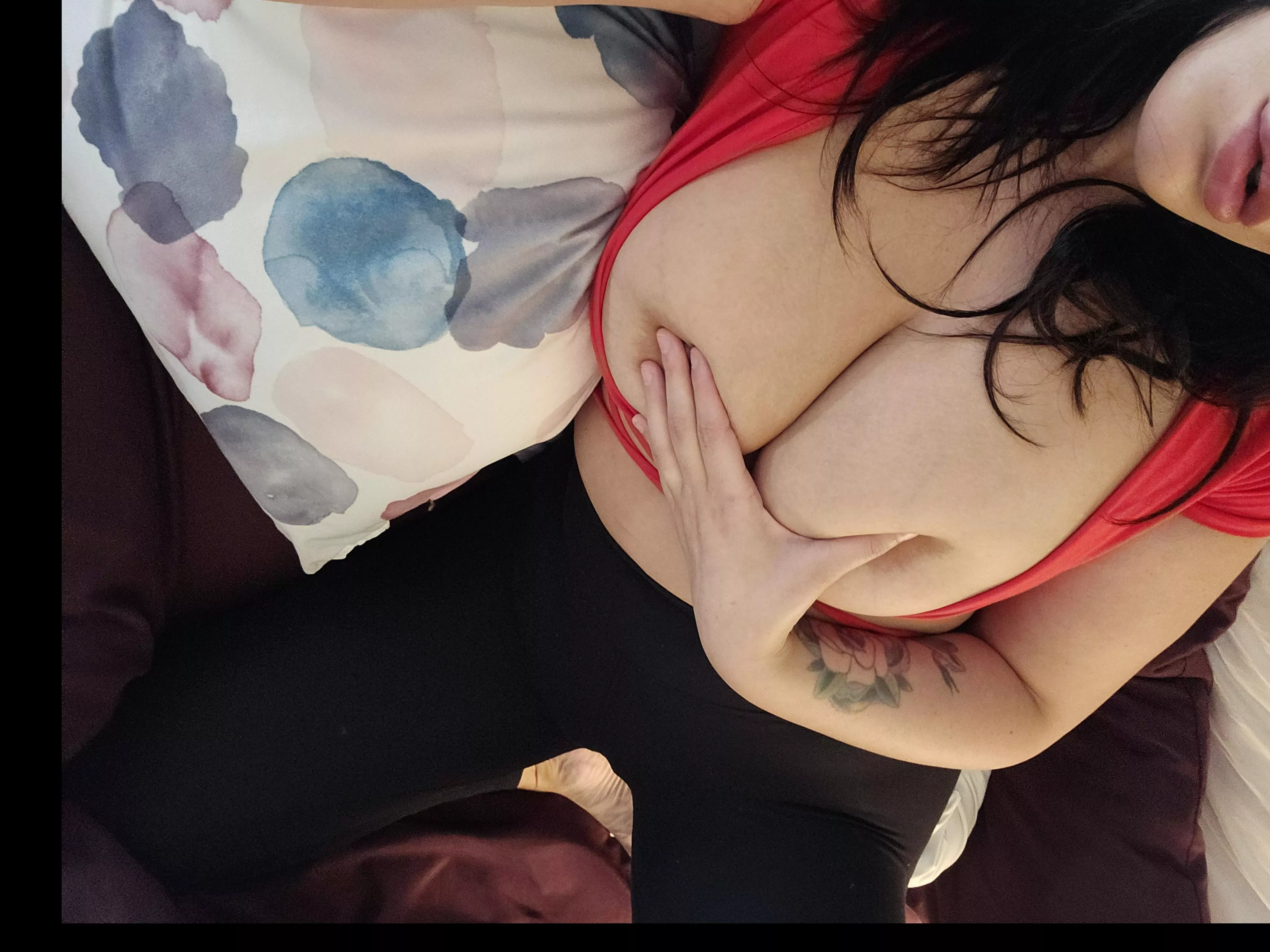 come over and replace this teachers hands