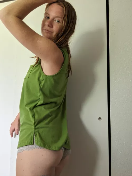 Do redheads top your fantasy list?📜