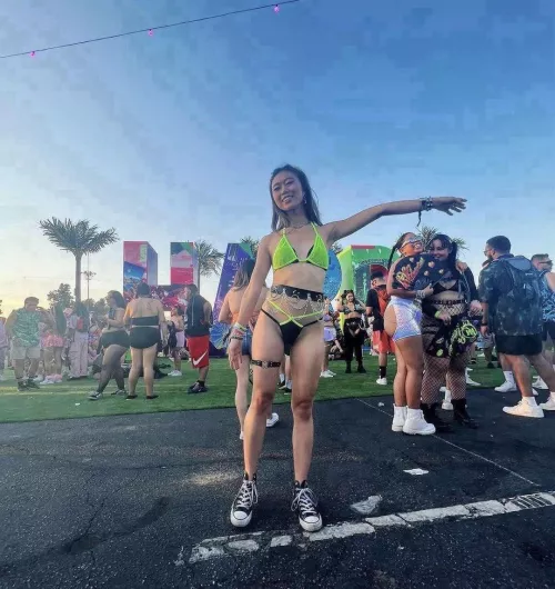 Gooning jerking edging and jizzing to this little Asian rave slut right now!