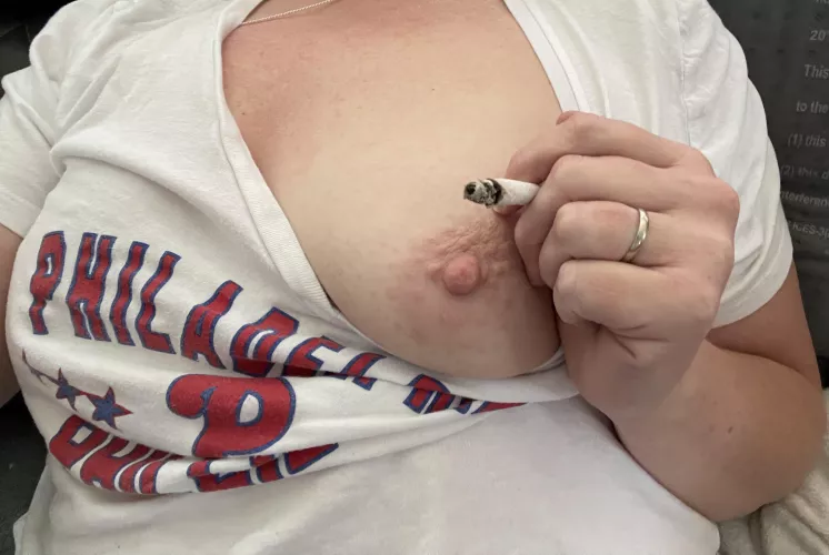 Happy stoner holiday (f)