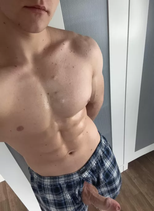 How do you think it will feel when I'm gonna stick it inside you