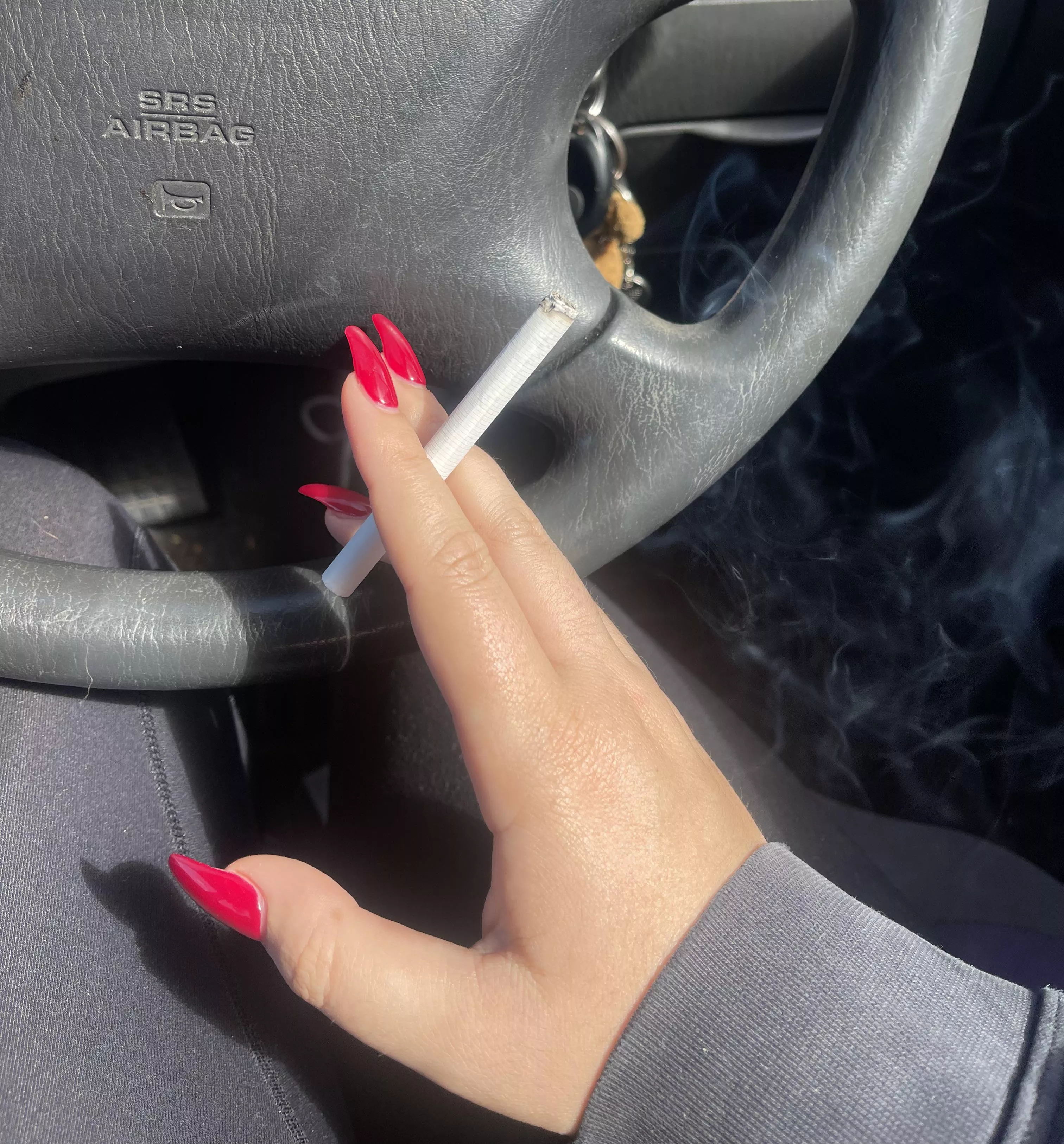 How hot does an all white cigarette look in my pretty hands
