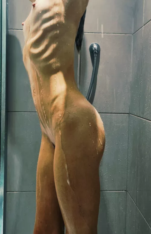 I hope you all like how my body looks 